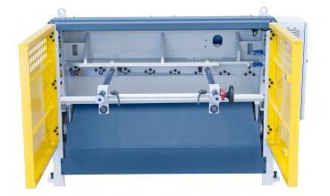 Bernardo MTA 1560 x 3 Motorised guillotine plate shear